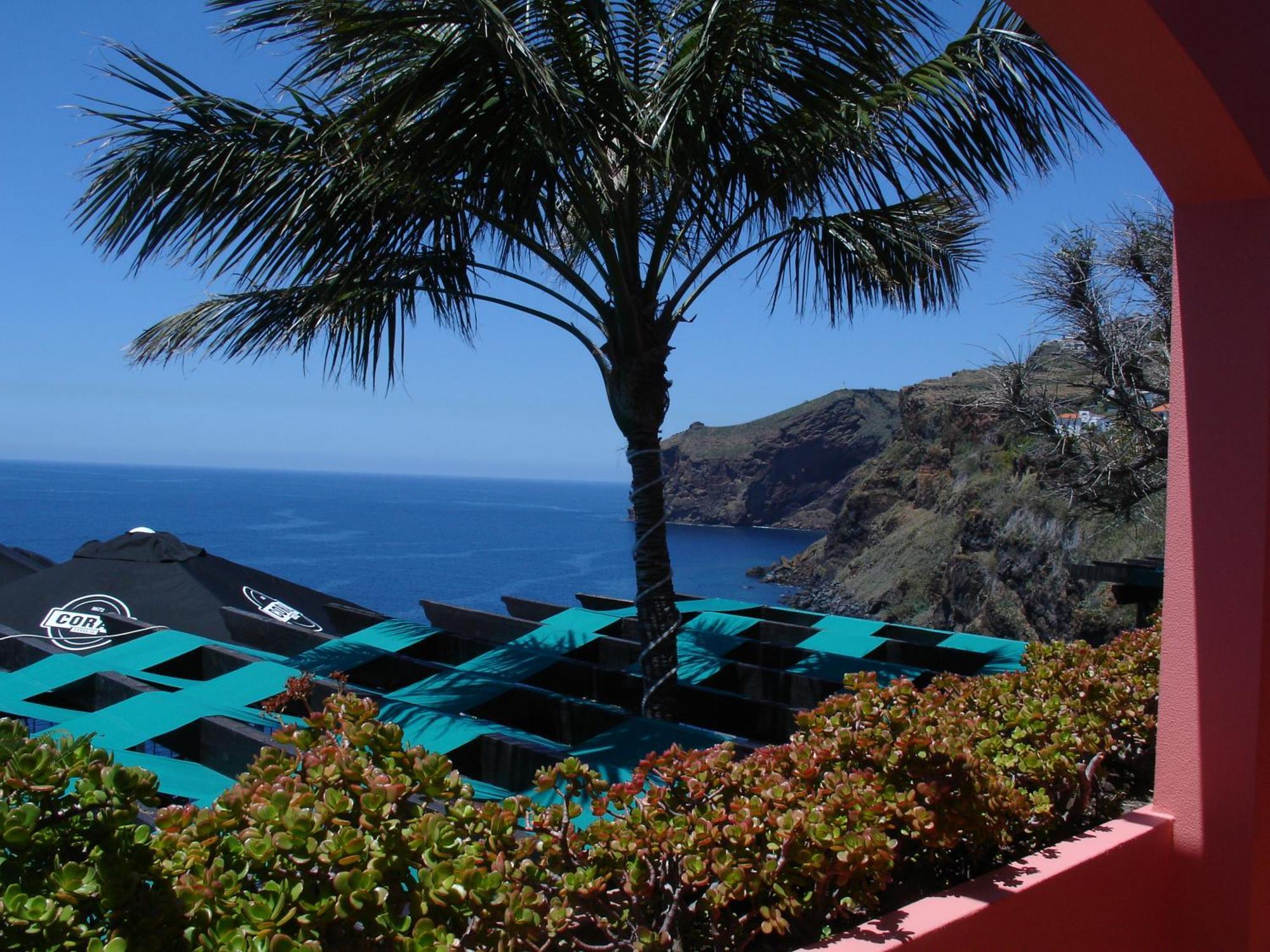 Inn & Art Madeira Caniço Exterior foto