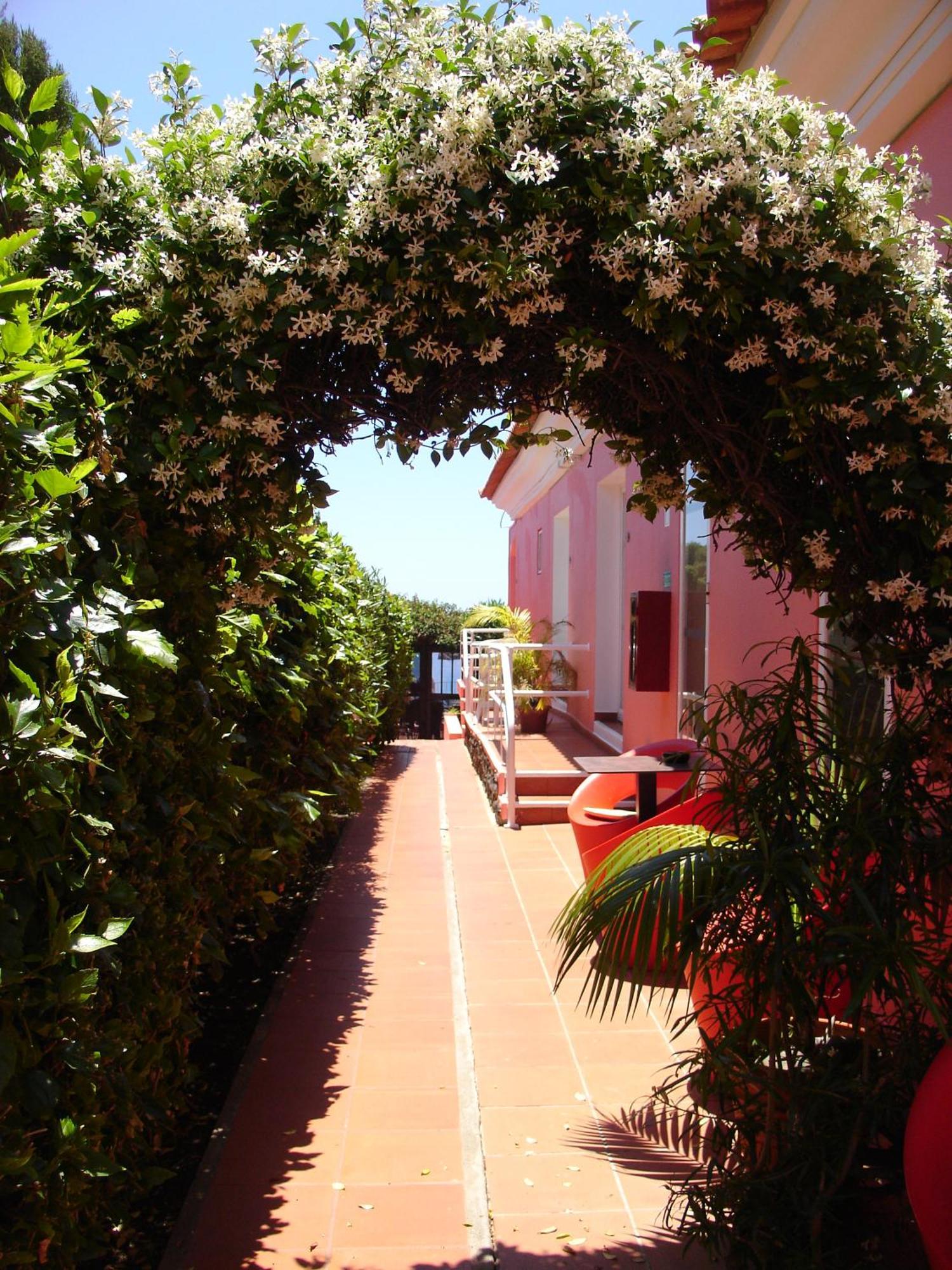 Inn & Art Madeira Caniço Exterior foto